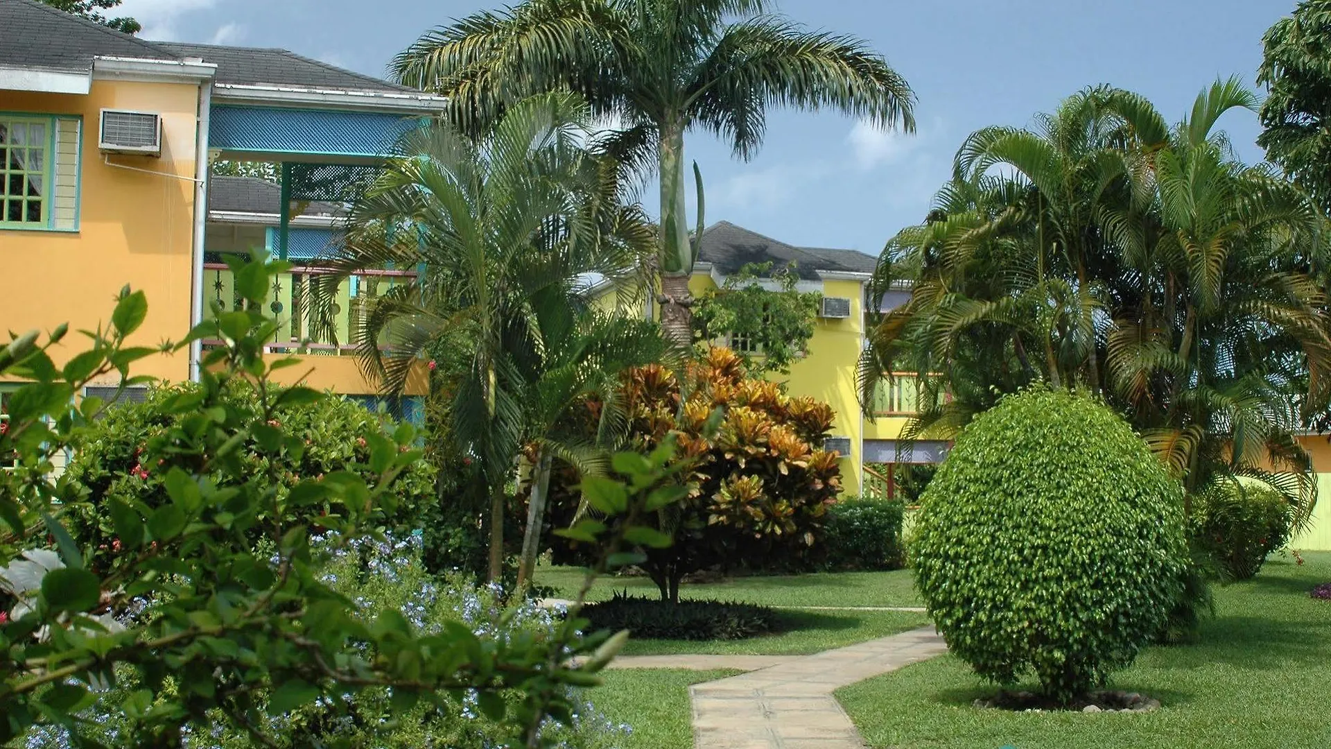 Grand Pineapple Beach Negril 3*,  Jamaica